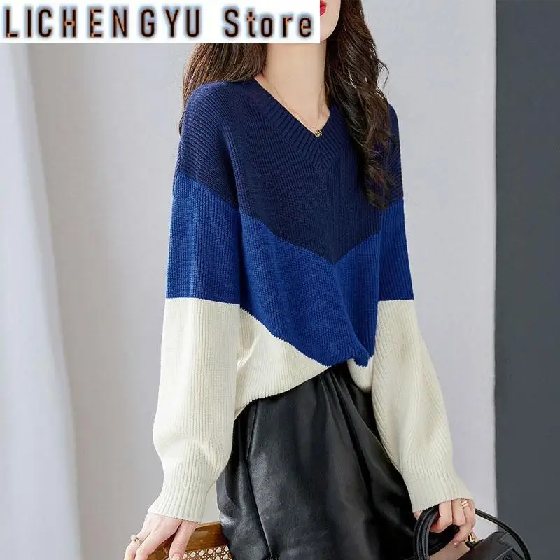 Autumn and Winter Fashion Trend Color Matching V-neck Loose and Versatile Foreign Style Slimming Women's Knitted Sweater
Autumn and Winter Fashion Trend Color Matching V-neck Loose and Versatile Foreign Style Slimming Women's Knitted Sweater