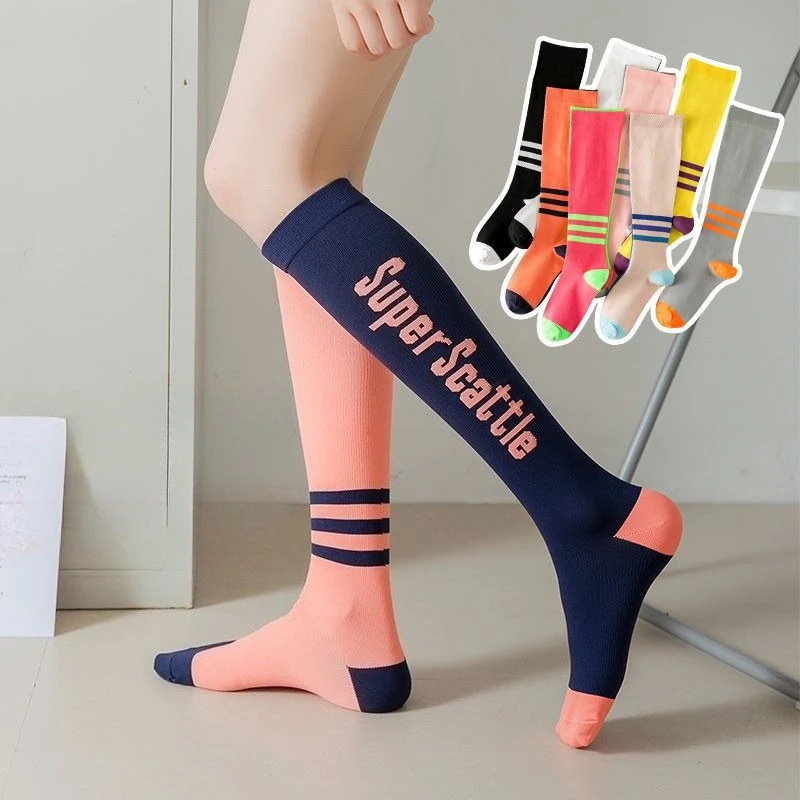 Sports Compression Socks Running Fitness Calf Socks for Women Gradient Pressure Socks Asymmetrical Colors Performance
Sports Compression Socks Running Fitness Calf Socks for Women Gradient Pressure Socks Asymmetrical Colors Performance