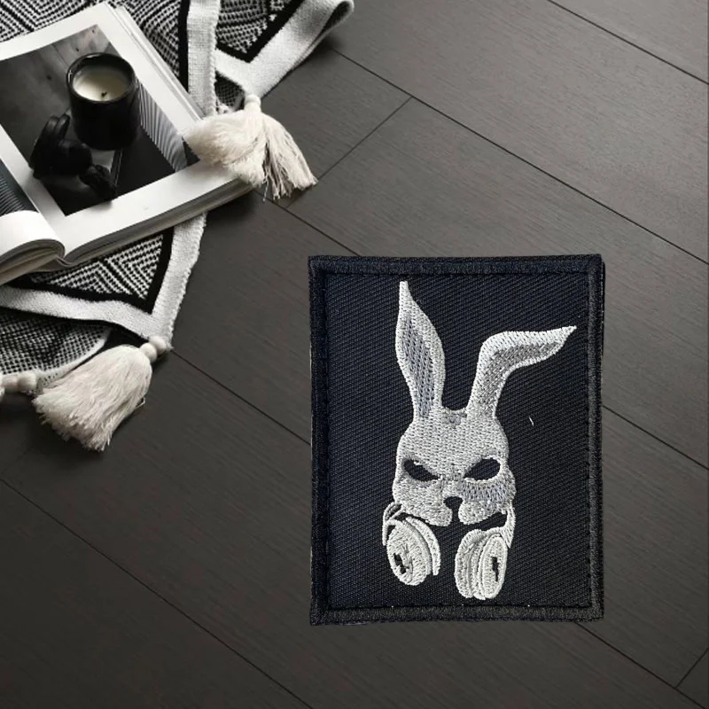 "Rabbit with Headphones" Patch Tactical Morale Badge Embroidery Hook&Loop Military Backpack Clothing Decorative Sticker Armband
"Rabbit with Headphones" Patch Tactical Morale Badge Embroidery Hook&Loop Military Backpack Clothing Decorative Sticker Armband