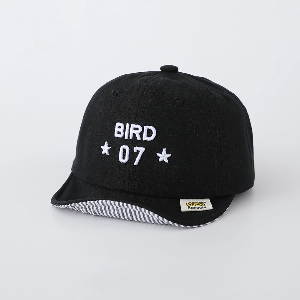 Simple embroidery digital 07 star soft brim baseball cap for children, casual outdoor, versatile sun protection hat
Simple embroidery digital 07 star soft brim baseball cap for children, casual outdoor, versatile sun protection hat