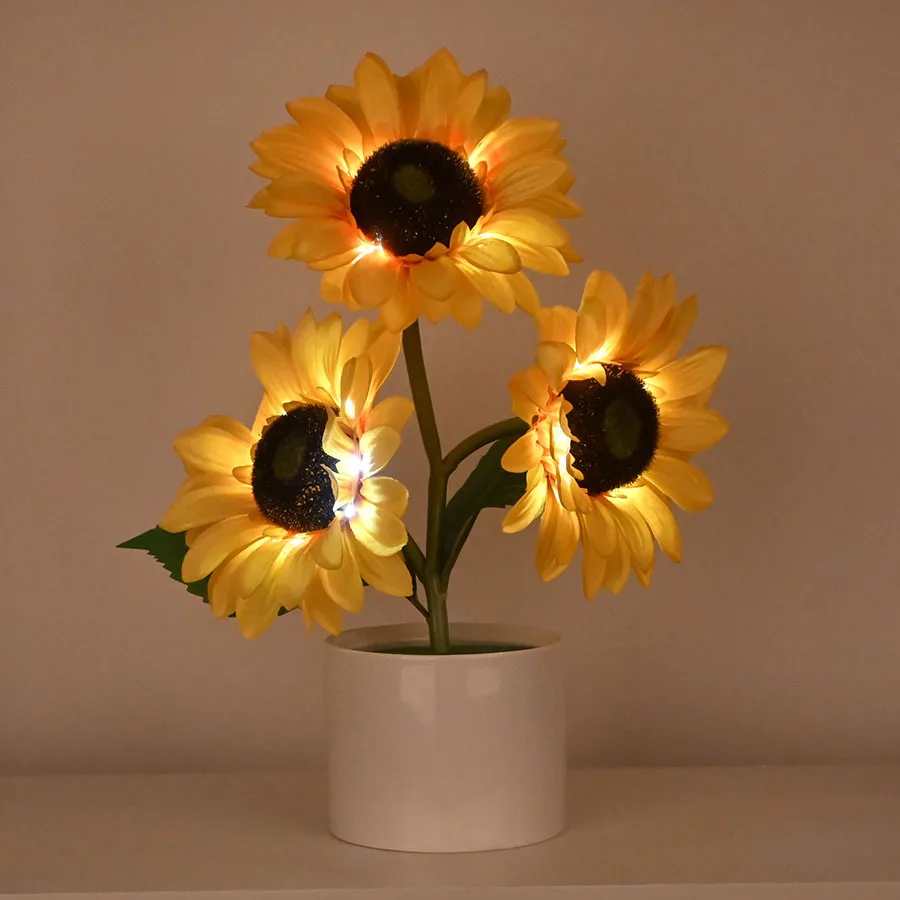 Artificial Sunflower Potted Table Lamp, Touch Switch Dimming LED Night Lamp, USB Charging Decor Ornament For Room Festival Gift
Artificial Sunflower Potted Table Lamp, Touch Switch Dimming LED Night Lamp, USB Charging Decor Ornament For Room Festival Gift