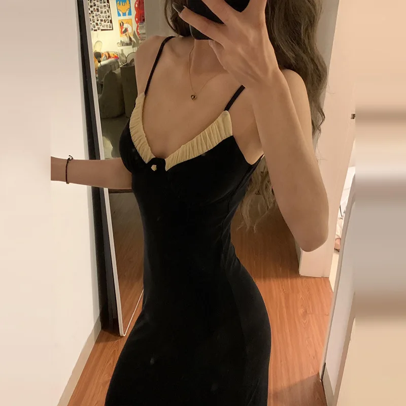 Black Camisole Dress for Children's Spring and Summer 2025 New Style High-end Temperament Hip Hugging Skirt
Black Camisole Dress for Children's Spring and Summer 2025 New Style High-end Temperament Hip Hugging Skirt