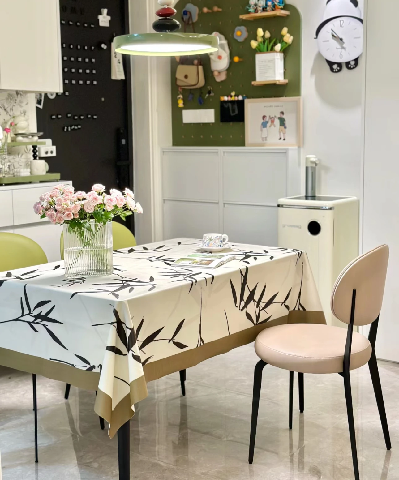 Soft Glass Tablecloth Transparent PVC Table Cloth Waterproof Oil Proof Kitchen Dining Rectangular Table Cover Matte Clear
Soft Glass Tablecloth Transparent PVC Table Cloth Waterproof Oil Proof Kitchen Dining Rectangular Table Cover Matte Clear