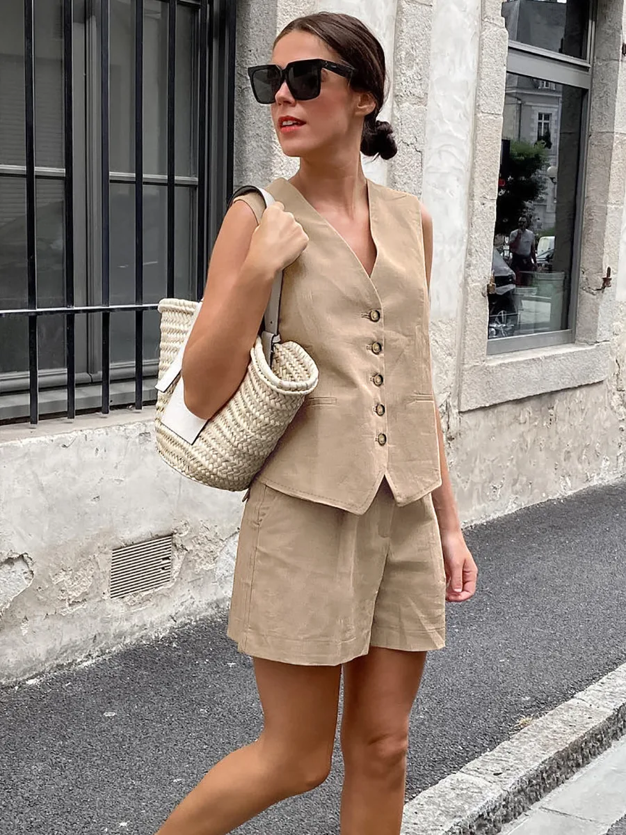 2023 Pajams for Women Fashion Print Sleeveless Vest With High Waist Shorts Female Streetwear Sets Casual Sleepwear Shorts Suit
2023 Pajams for Women Fashion Print Sleeveless Vest With High Waist Shorts Female Streetwear Sets Casual Sleepwear Shorts Suit