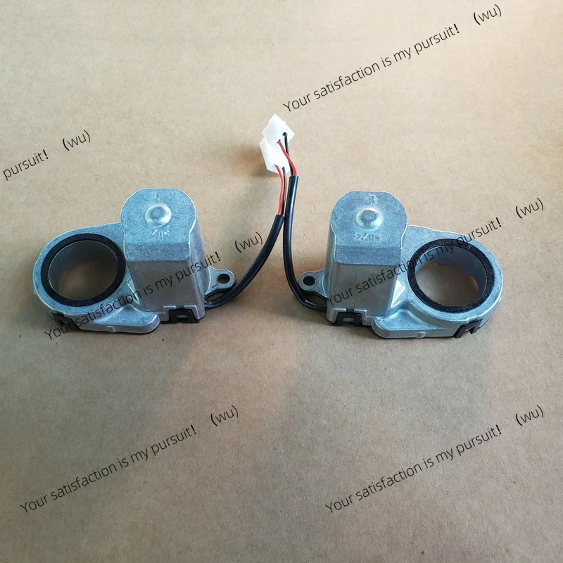 ZOCI-1 шт., двигатель зеркала заднего вида, привод зеркала заднего вида для Volkswagen VW Golf CC Tiguan L C-trek Scirocco
ZOCI-1 шт., двигатель зеркала заднего вида, привод зеркала заднего вида для Volkswagen VW Golf CC Tiguan L C-trek Scirocco