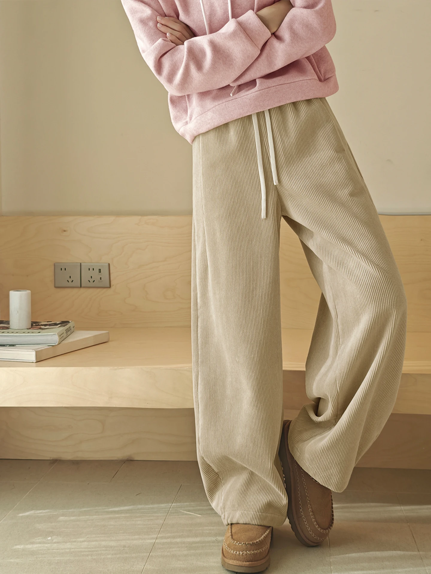 Warm Corduroy High Waist Elastic Wide Leg Pants Women's Loose Slimming Casual Trousers Lightweight Ci Su Xiaotang Cherry Pants
Warm Corduroy High Waist Elastic Wide Leg Pants Women's Loose Slimming Casual Trousers Lightweight Ci Su Xiaotang Cherry Pants