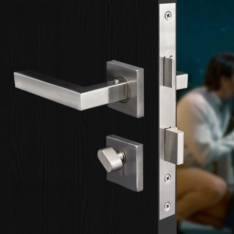 Установка противовзломного дверного замка | Легко собирается, идеально подходит для спальни и ванной комнаты.
Установка противовзломного дверного замка | Легко собирается, идеально подходит для спальни и ванной комнаты.