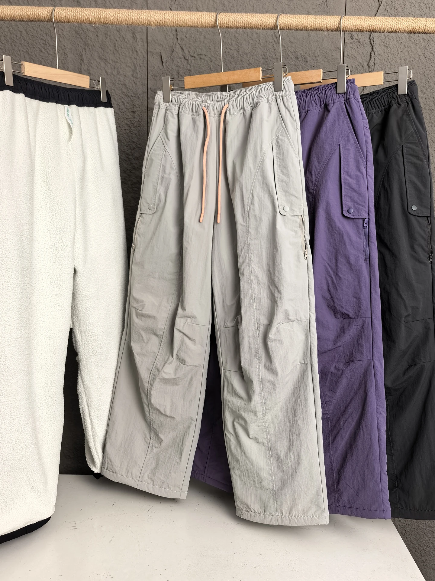 Утепленные флисовые брюки для альпинизма и активного отдыха, ветрозащитные, водонепроницаемые, рабочие, повседневные, для пар
Утепленные флисовые брюки для альпинизма и активного отдыха, ветрозащитные, водонепроницаемые, рабочие, повседневные, для пар