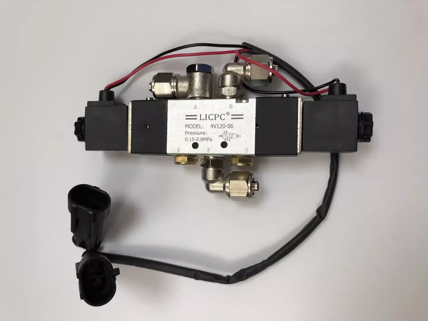 The gate pump solenoid valve 4V120-06 is suitable for large buses and school bus parts, external swing door TG2512-06
The gate pump solenoid valve 4V120-06 is suitable for large buses and school bus parts, external swing door TG2512-06