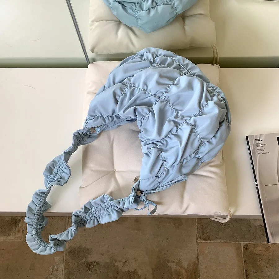 2025 New Folded Puff Cloud Bag Solid Color Fashion Single Shoulder Crossbody Bag Casual Large Capacity Nylon Dumpling Bag
2025 New Folded Puff Cloud Bag Solid Color Fashion Single Shoulder Crossbody Bag Casual Large Capacity Nylon Dumpling Bag