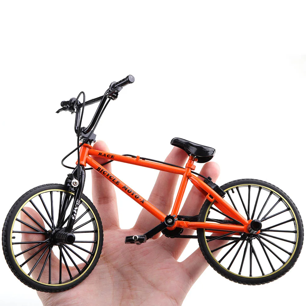 (Boxed), 1/8 scale, freestyle scooter style model, metal casting, tabletop decoration, the best gift
(Boxed), 1/8 scale, freestyle scooter style model, metal casting, tabletop decoration, the best gift