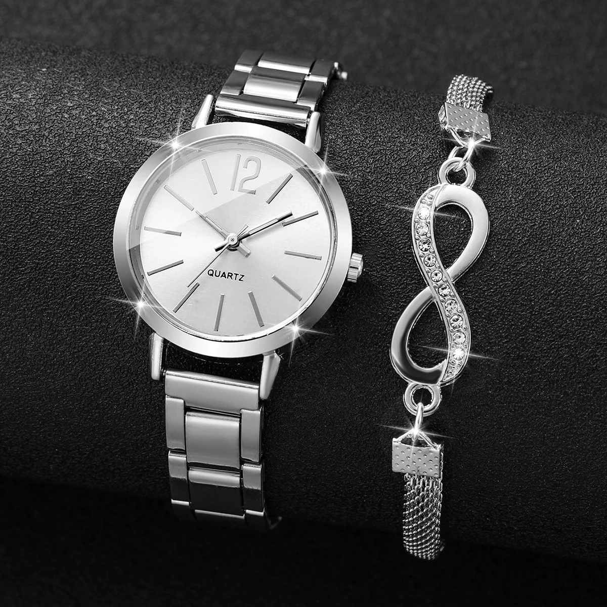 2PCS/Set Fashion Women Quartz Watch Elegant Silvery Alloy Band Ladies Analog Wristwatches Bracelet Set Reloj Mujer(Without Box)
2PCS/Set Fashion Women Quartz Watch Elegant Silvery Alloy Band Ladies Analog Wristwatches Bracelet Set Reloj Mujer(Without Box)