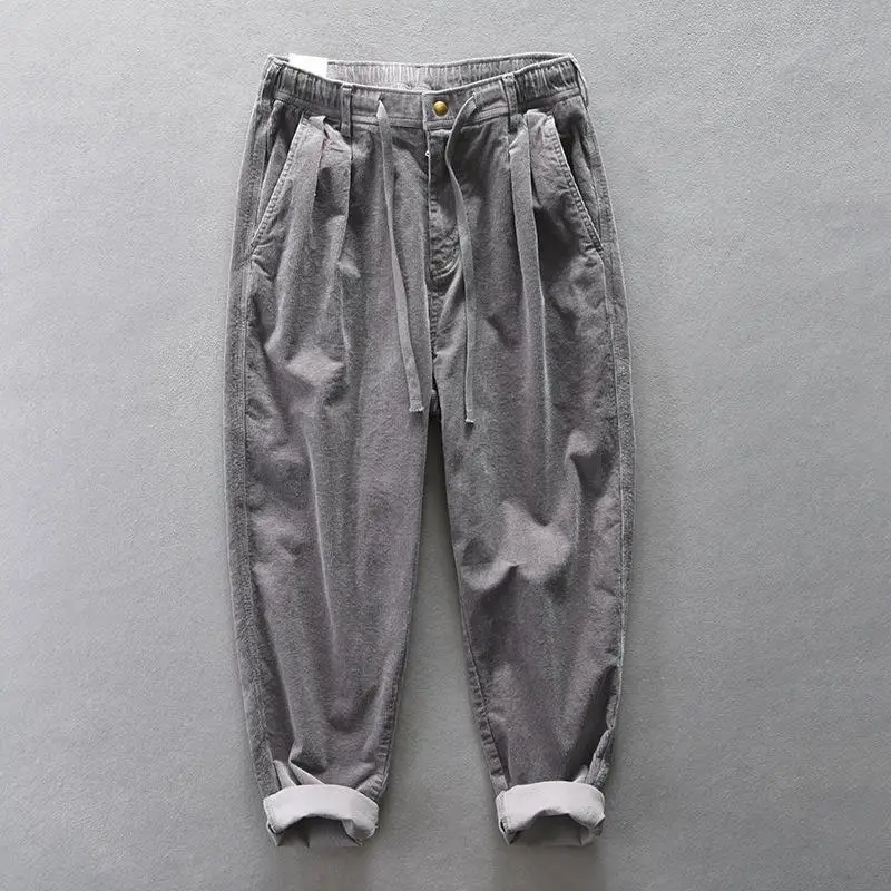 Свободный крой, прямые вельветовые повседневные брюки с завязками на талии, мужские осенние бархатные длинные брюки в стиле ретро в японском стиле
Свободный крой, прямые вельветовые повседневные брюки с завязками на талии, мужские осенние бархатные длинные брюки в стиле ретро в японском стиле