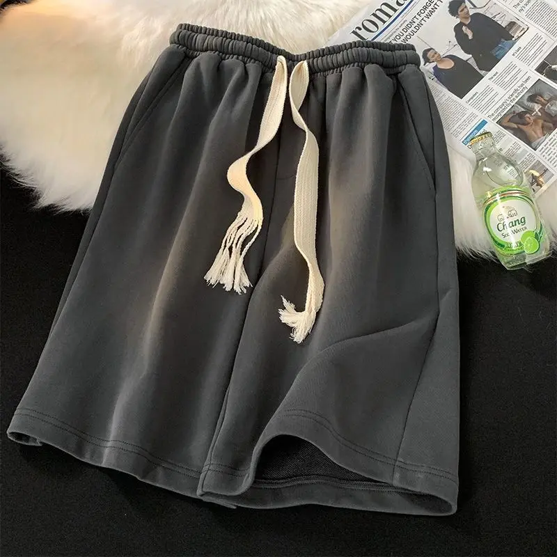 Solid Color Wide-leg Pants for Men New in Summer 2025 Loose and Versatile Sporty Mid-length Shorts Trendy
Solid Color Wide-leg Pants for Men New in Summer 2025 Loose and Versatile Sporty Mid-length Shorts Trendy
