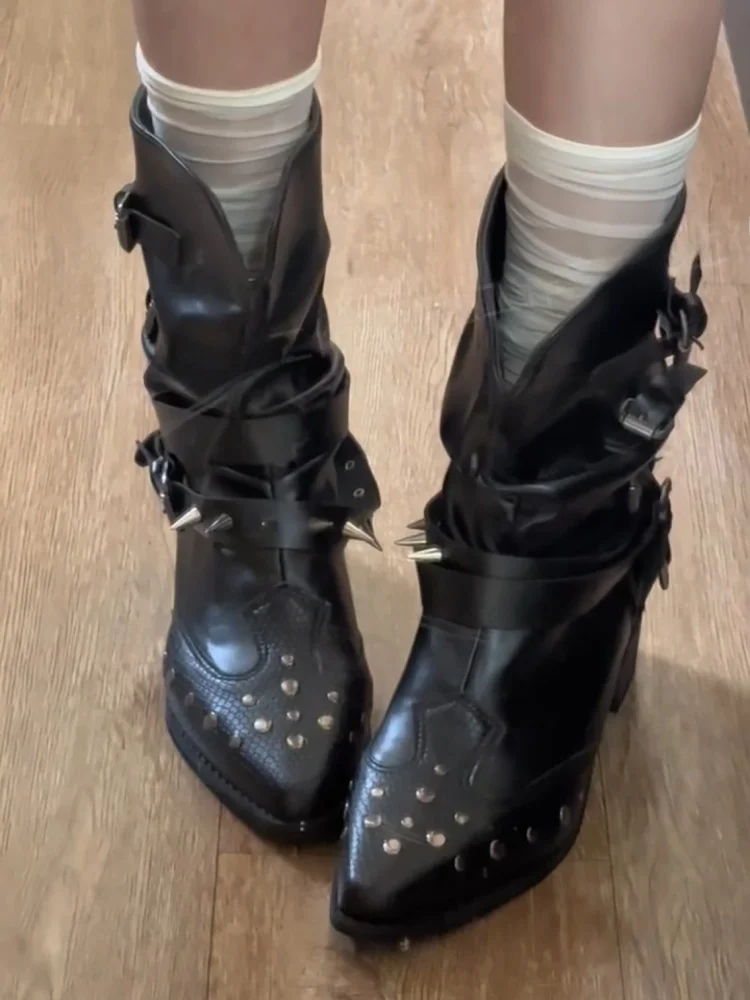 Western Sle Thi Bot Boots Women's Faion High Top Boots Rivet Decorated Pointed Toe Staed Booties for Autumn...
Western Sle Thi Bot Boots Women's Faion High Top Boots Rivet Decorated Pointed Toe Staed Booties for Autumn...