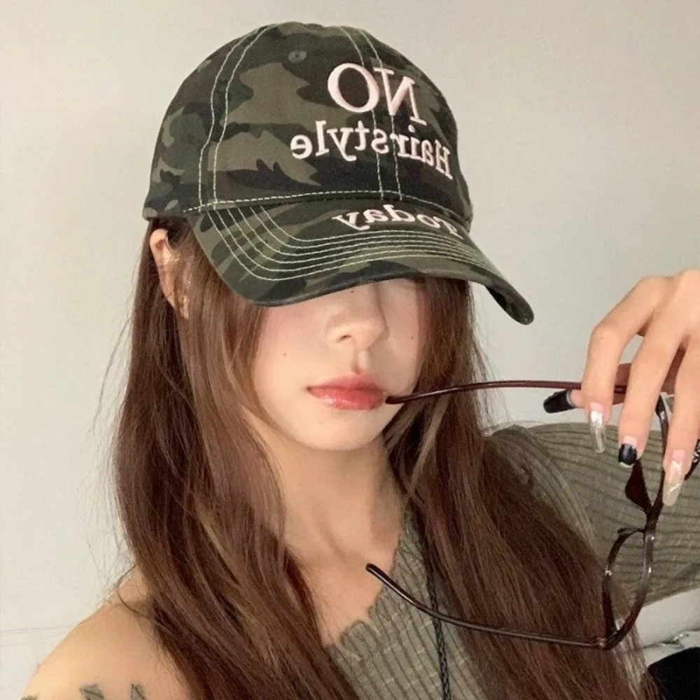 Trendy Cotton Baseball Cap Vintage Adjustable Sunscreen Hats Versatile Hiphop Dad Hat for Men Women
Trendy Cotton Baseball Cap Vintage Adjustable Sunscreen Hats Versatile Hiphop Dad Hat for Men Women