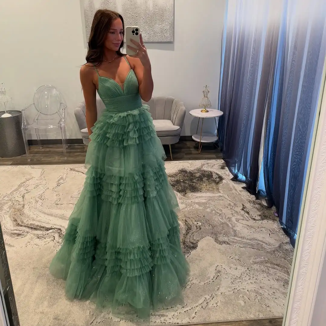 Sage Green Sparkly Sequin A Line Tiered Prom Dresses Long 2025 V Neck Pleated Ruffle Tulle Formal Evening Party Gowns Customized
Sage Green Sparkly Sequin A Line Tiered Prom Dresses Long 2025 V Neck Pleated Ruffle Tulle Formal Evening Party Gowns Customized