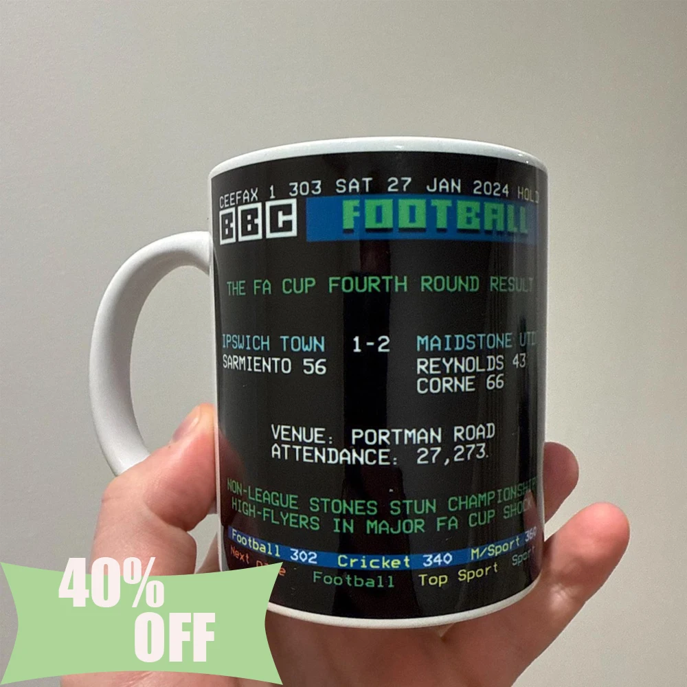 Custom Soccer League Themed Coffee Cups Retro Drinkware Soccer Enthusiasts Clubs Commemorative Match Mementos Mug Collectible
Custom Soccer League Themed Coffee Cups Retro Drinkware Soccer Enthusiasts Clubs Commemorative Match Mementos Mug Collectible