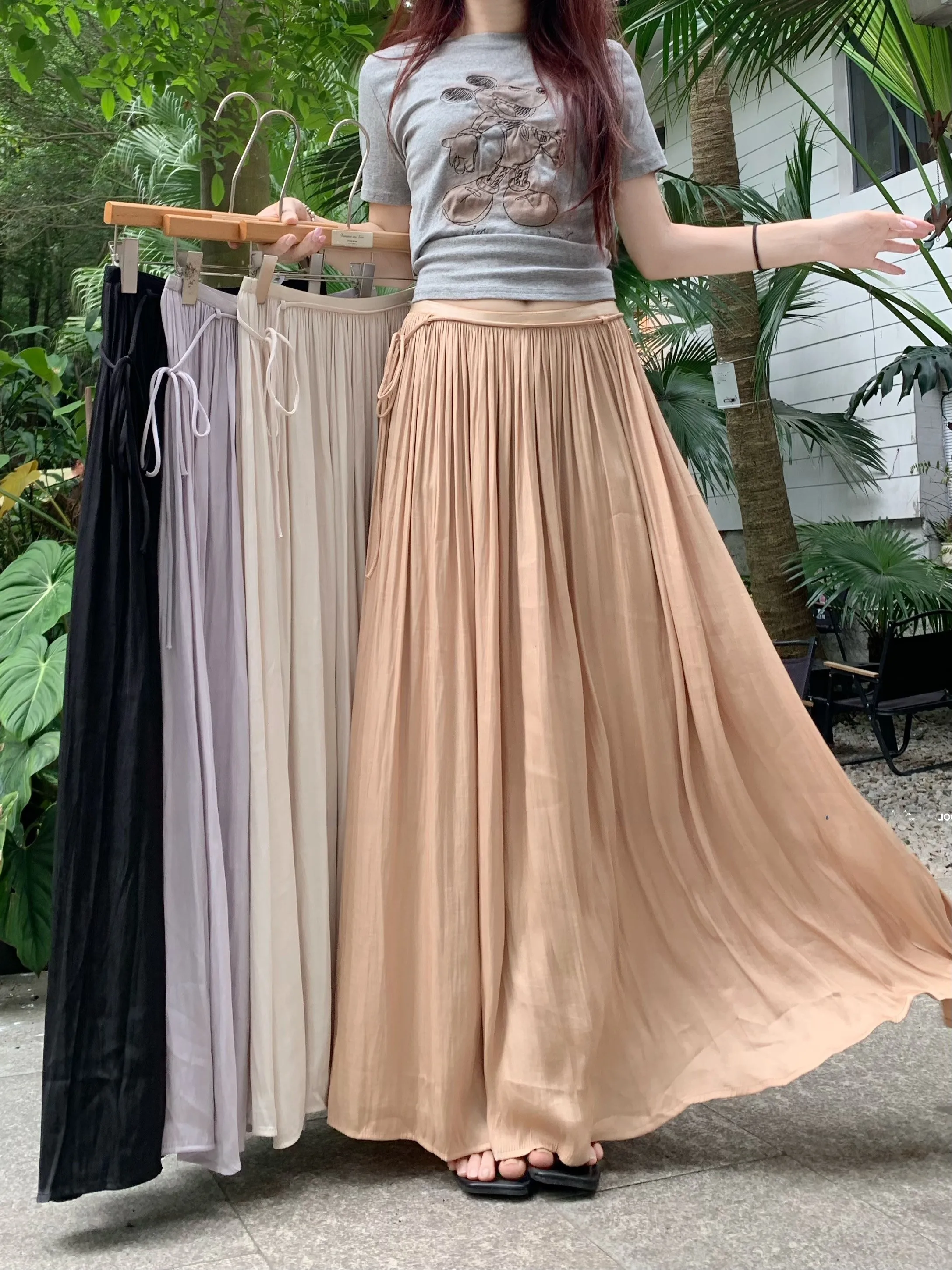 Kumikumi High Waist Pure Color Belted Long Skirt Elegant A-Line Pleated Midi Skirt Versatile Summer Women's Fashion
Kumikumi High Waist Pure Color Belted Long Skirt Elegant A-Line Pleated Midi Skirt Versatile Summer Women's Fashion
