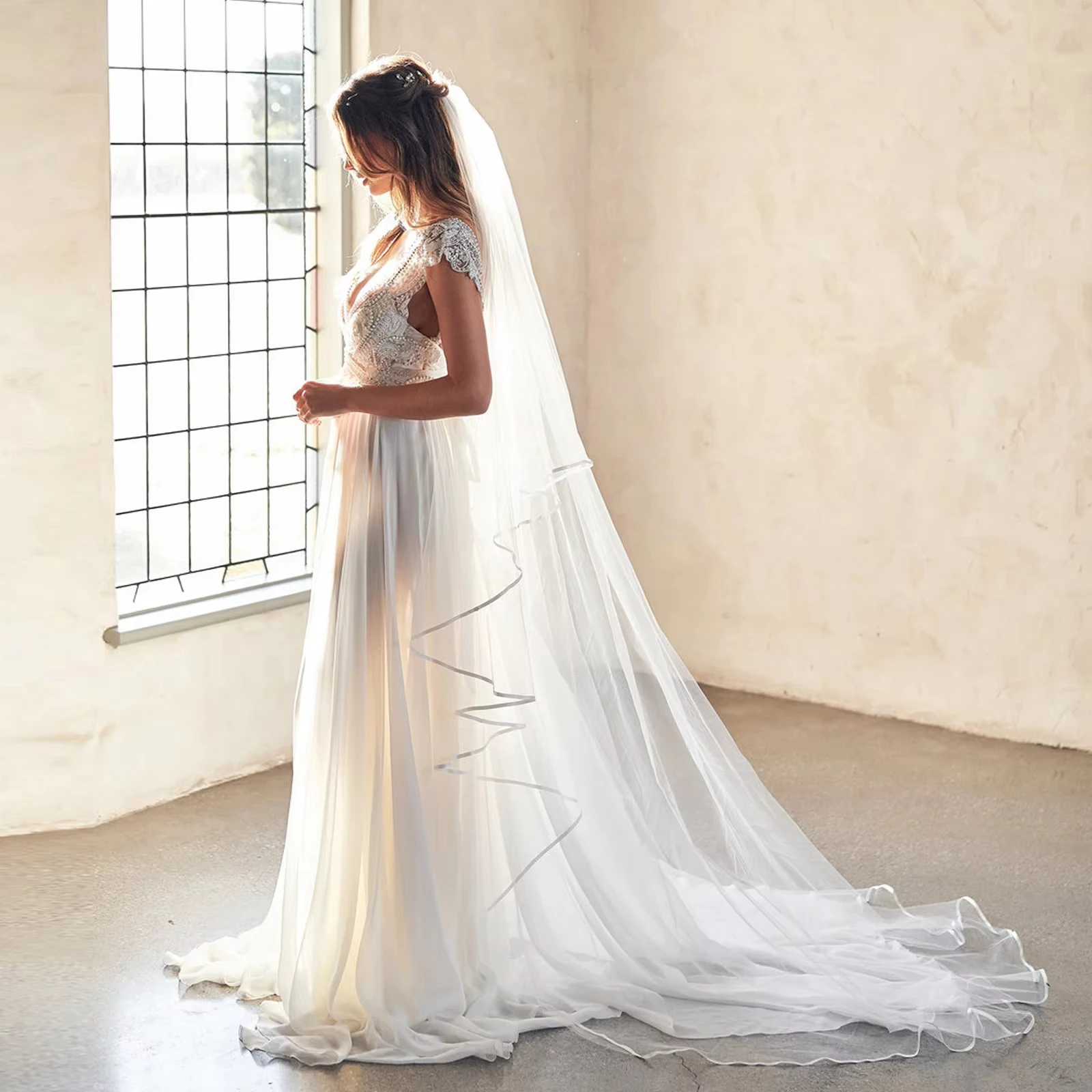 RYANTH 2 Tier White Wedding Veil with Satin Ribbon Edge Simple Elegant Cathedral Long Bridal Veil with Comb Wedding Headpiece
RYANTH 2 Tier White Wedding Veil with Satin Ribbon Edge Simple Elegant Cathedral Long Bridal Veil with Comb Wedding Headpiece