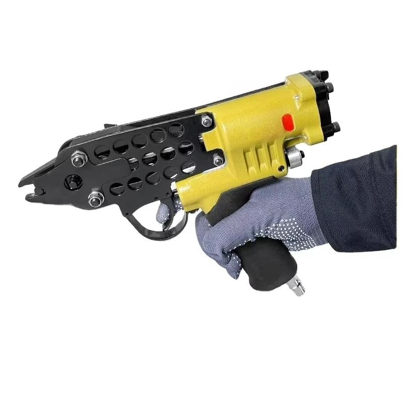 Pneumatic chicken coop strapping gun C type rockery nail gun 7C chicken coop nail gun
Pneumatic chicken coop strapping gun C type rockery nail gun 7C chicken coop nail gun
