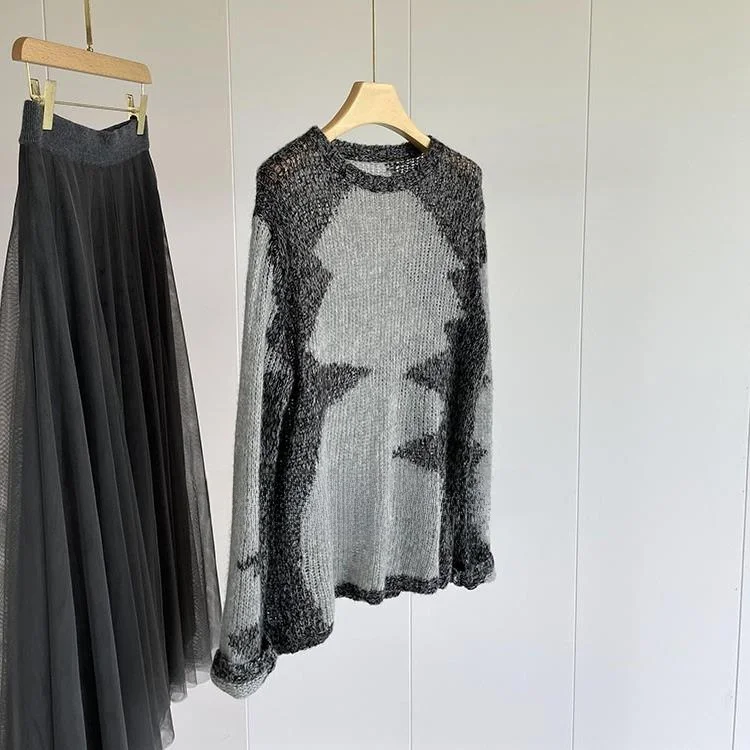 Versatile Knitted Sweater Women's Camere Silk Blend Hollow out Design Loose Fit Long Sve Low round Ne Thin Autumn Wear
Versatile Knitted Sweater Women's Camere Silk Blend Hollow out Design Loose Fit Long Sve Low round Ne Thin Autumn Wear