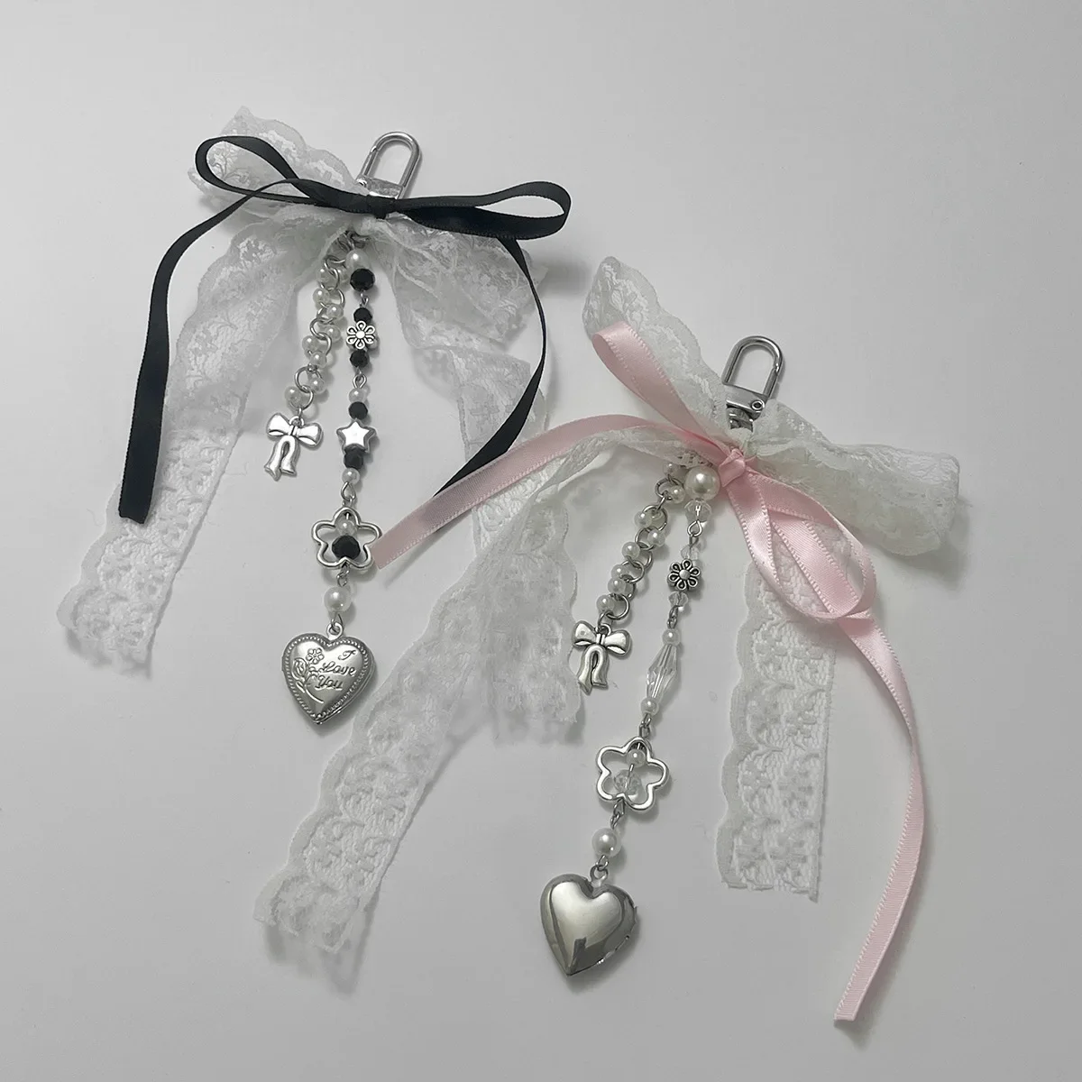 Goth Y2K Lace Bow Key Chain Heart Charm Pendant Kawaii Leopard Key Chain for Bag Accessory Women Trendy Tassel Chain Jewelry
Goth Y2K Lace Bow Key Chain Heart Charm Pendant Kawaii Leopard Key Chain for Bag Accessory Women Trendy Tassel Chain Jewelry