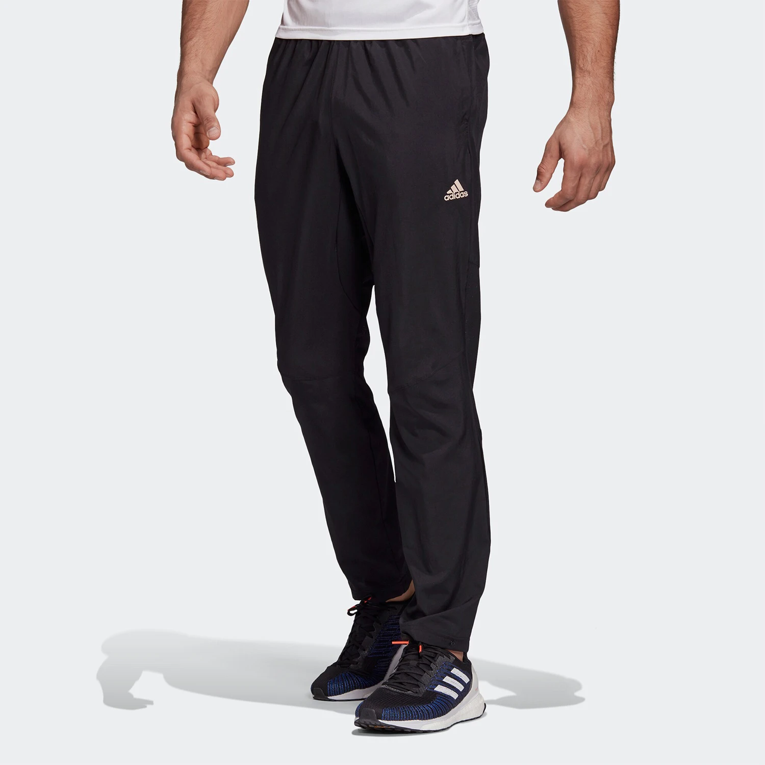 Мужская осенняя спортивная одежда для бега Adidas Authentic ADAPT PANT M GC8608
Мужская осенняя спортивная одежда для бега Adidas Authentic ADAPT PANT M GC8608