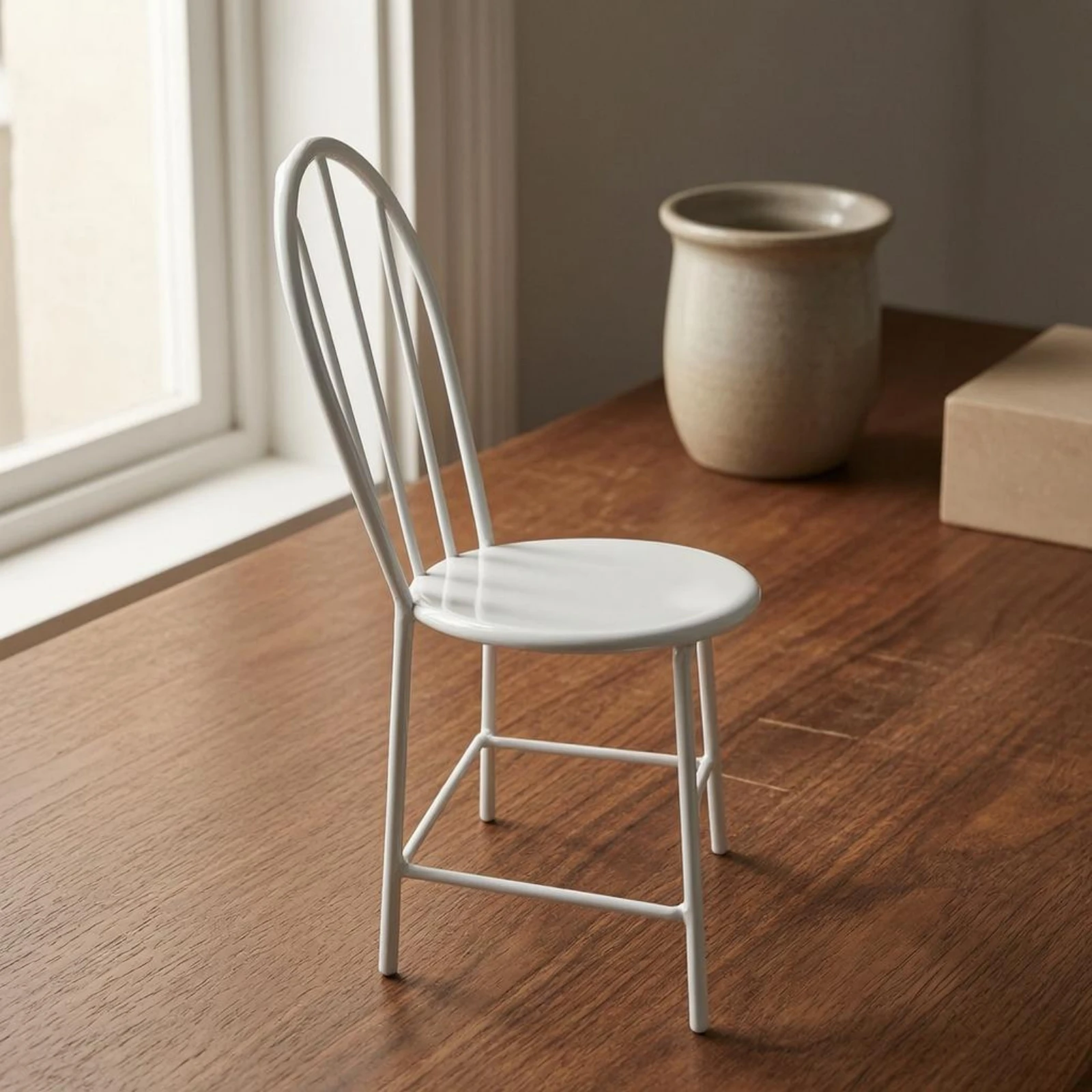 Miniature Metal Chair Round Seat Miniature Cafe-Style Chair Mini Furniture Slender Legs Cross Brace for Photography
Miniature Metal Chair Round Seat Miniature Cafe-Style Chair Mini Furniture Slender Legs Cross Brace for Photography
