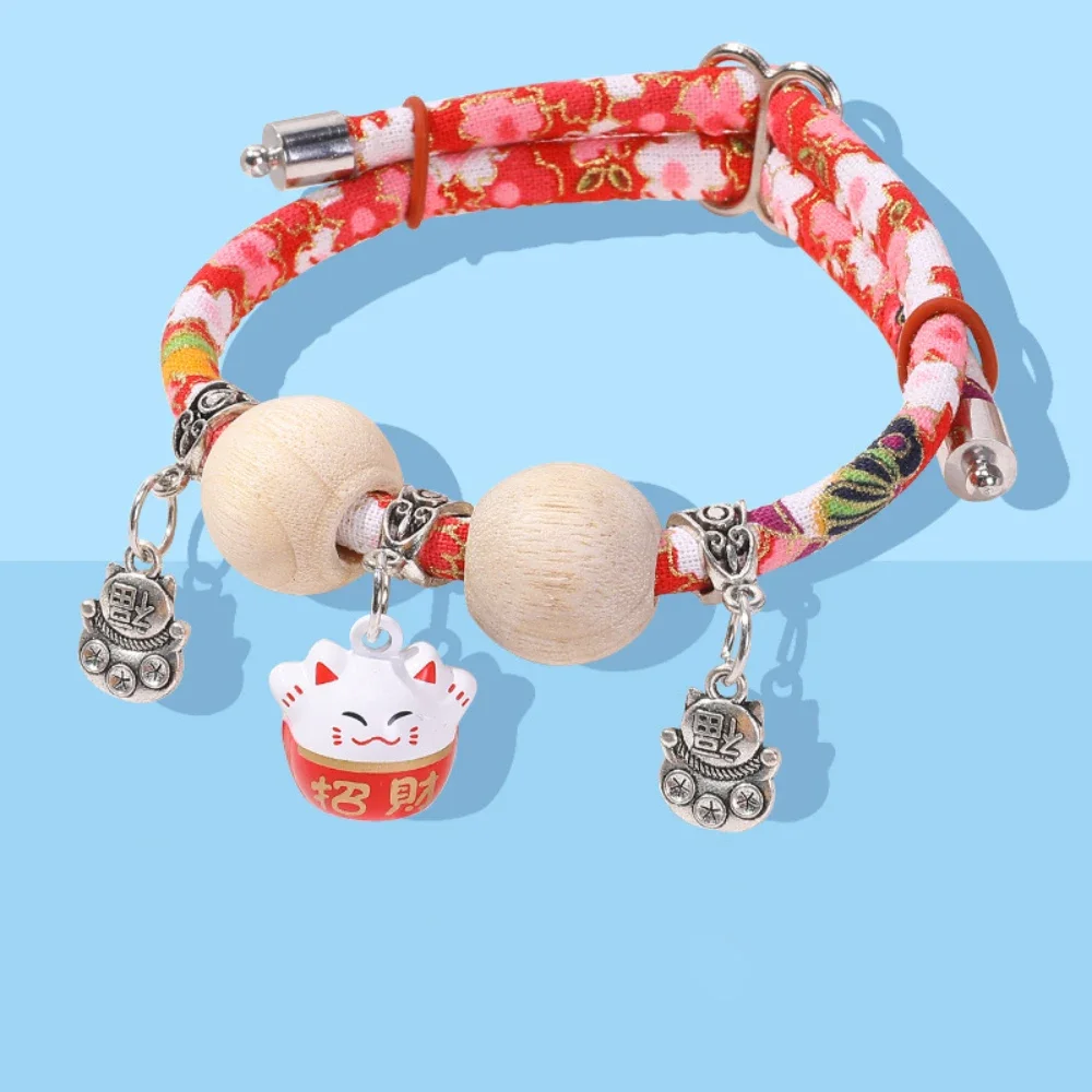 Adjustable Camphor-Wood Pet Collar – Natural Pest Defense & Charming Decorative Bell for Cats & Dogs
Adjustable Camphor-Wood Pet Collar – Natural Pest Defense & Charming Decorative Bell for Cats & Dogs