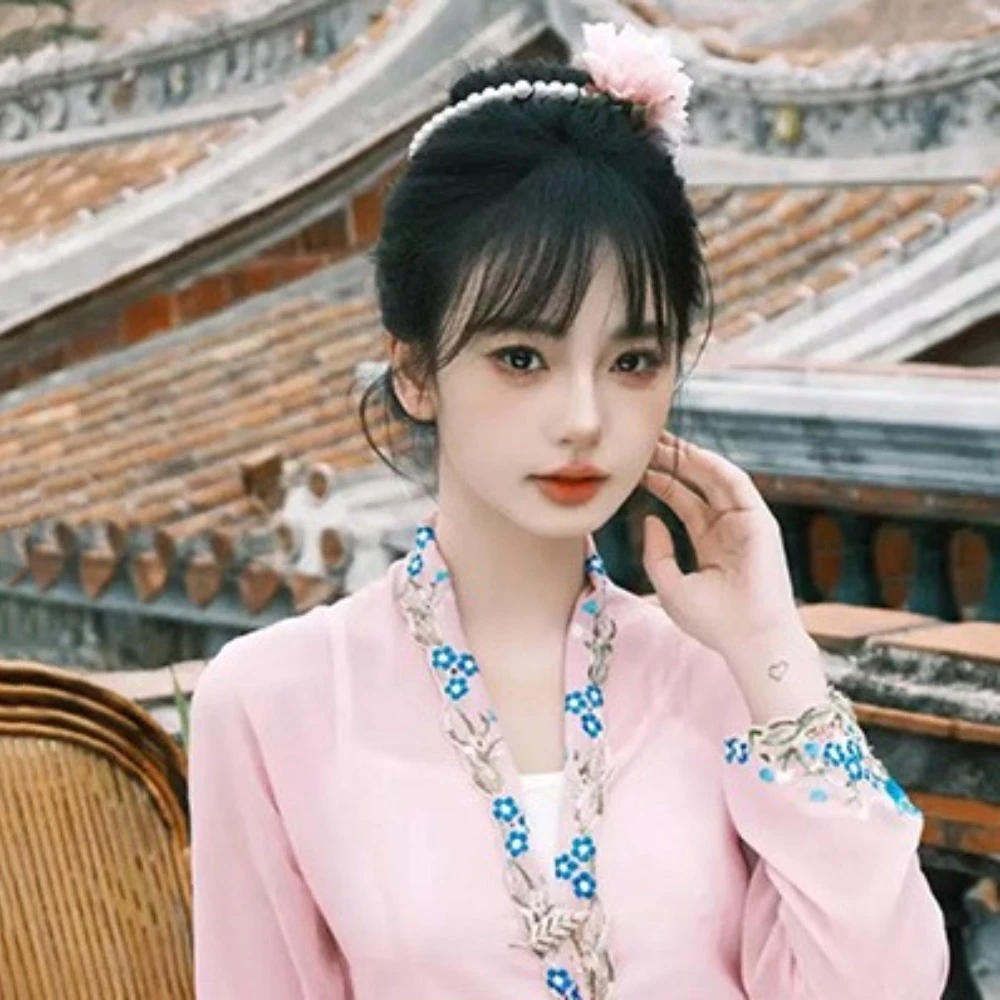 Dai Nationality Style Rose Flower Hair Rope Ponytail Holder Hair Tie Pearl Bracelet Yunnan Hair Accessories Elastic Hair Band
Dai Nationality Style Rose Flower Hair Rope Ponytail Holder Hair Tie Pearl Bracelet Yunnan Hair Accessories Elastic Hair Band