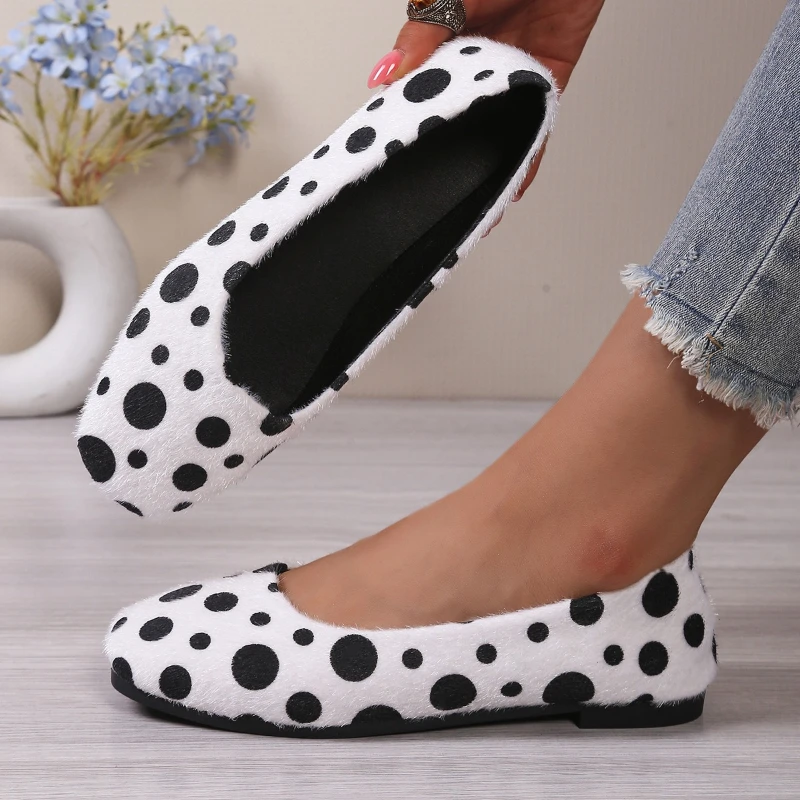 Women's New Polka Dot Ballet Flats Slip on Round Toe Casual Shoes Comfortable Office Work Flats for Ladies
Women's New Polka Dot Ballet Flats Slip on Round Toe Casual Shoes Comfortable Office Work Flats for Ladies