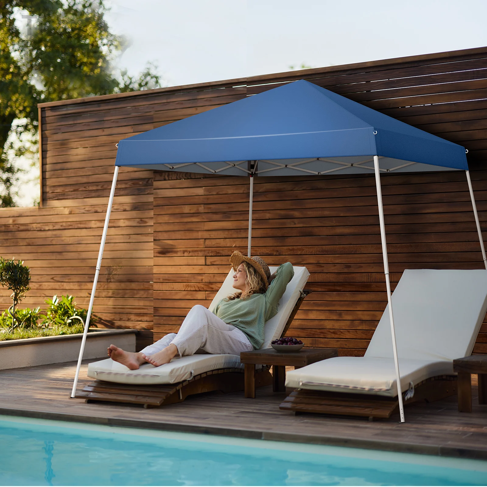 2.5 x 2.5m Portable Home Use Waterproof Folding Tent , for Camping, Patio, Easy Up Gazebo Canopy with Carry , Blue
2.5 x 2.5m Portable Home Use Waterproof Folding Tent , for Camping, Patio, Easy Up Gazebo Canopy with Carry , Blue