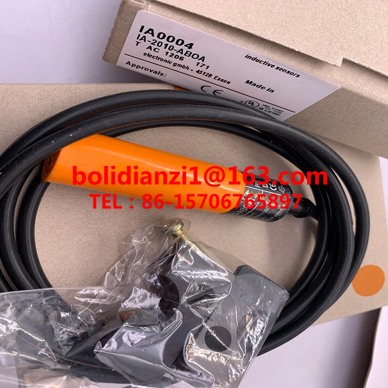 Original proximity switch IA0004 IA0032 IA5062 IA5082 IA5046 IA5083 One year warranty In stock
Original proximity switch IA0004 IA0032 IA5062 IA5082 IA5046 IA5083 One year warranty In stock
