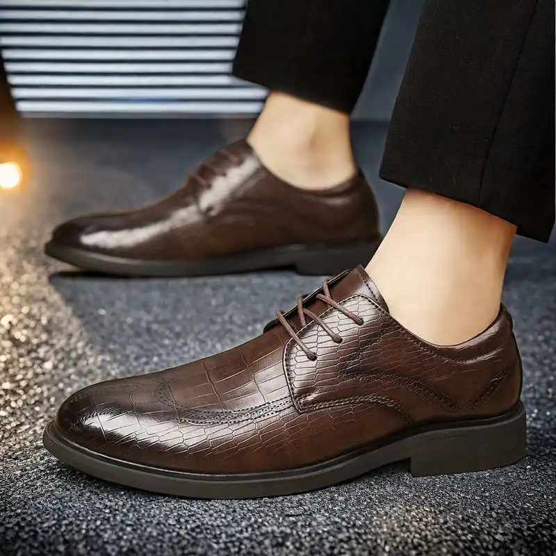 Мужские высокие ботинки-кроссовки 45 размера с ремешками, черно-белые, спортивные, от известных брендов, первоклассный бренд
Мужские высокие ботинки-кроссовки 45 размера с ремешками, черно-белые, спортивные, от известных брендов, первоклассный бренд