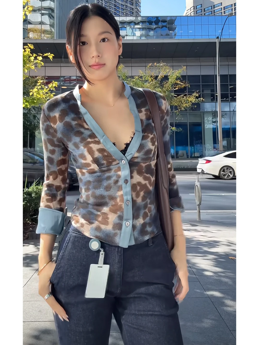 Sexy Tight Waist V-Ne Long Sve Leopard Print irt Women's Winter Elastic Slimming ort Top Cotton Polyester Fabric
Sexy Tight Waist V-Ne Long Sve Leopard Print irt Women's Winter Elastic Slimming ort Top Cotton Polyester Fabric