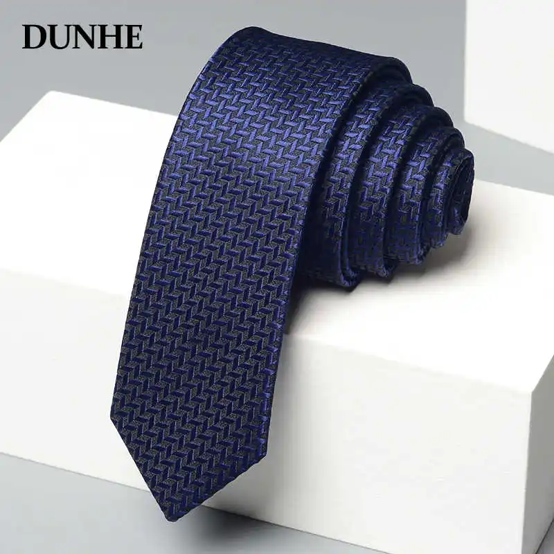 Korean Version Blue Plaid Tie For Men's Fashionable and Trendy Shirt Accessories College Style Casual 5cm Narrow Edition Necktie
Korean Version Blue Plaid Tie For Men's Fashionable and Trendy Shirt Accessories College Style Casual 5cm Narrow Edition Necktie
