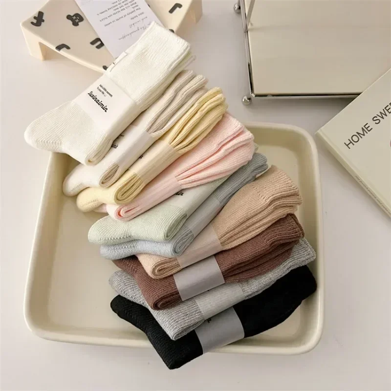 2025New Women Cotton Knitted Long Socks Korean Fashion Middle Tube Socks Autumn Winter Women Socks Solid Colors Black White Gray
2025New Women Cotton Knitted Long Socks Korean Fashion Middle Tube Socks Autumn Winter Women Socks Solid Colors Black White Gray
