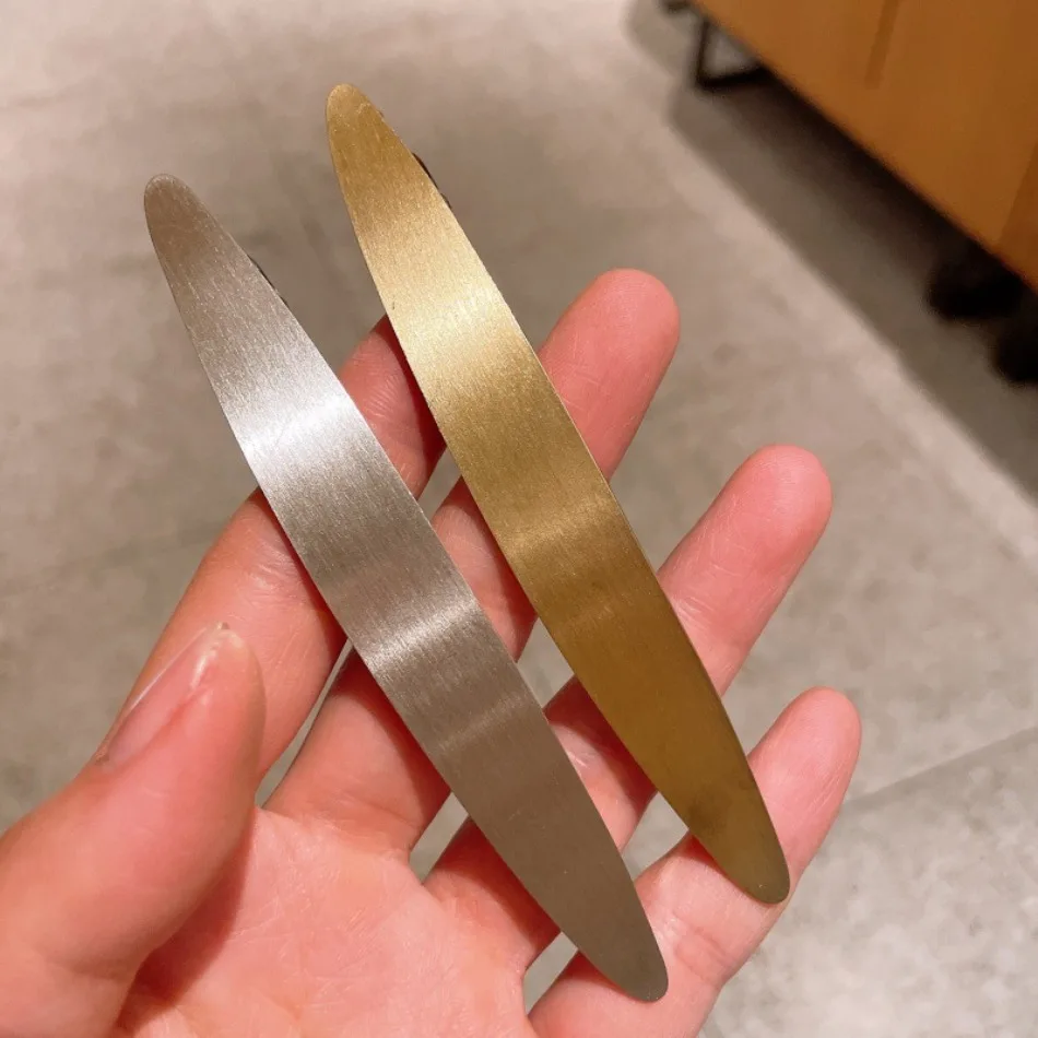 Lady Premium Simple Brushed Metal Hairpin Daily Disc Hair Personality High Ponytail Back Head Spring Clip Hairpin Headgear ZX07
Lady Premium Simple Brushed Metal Hairpin Daily Disc Hair Personality High Ponytail Back Head Spring Clip Hairpin Headgear ZX07