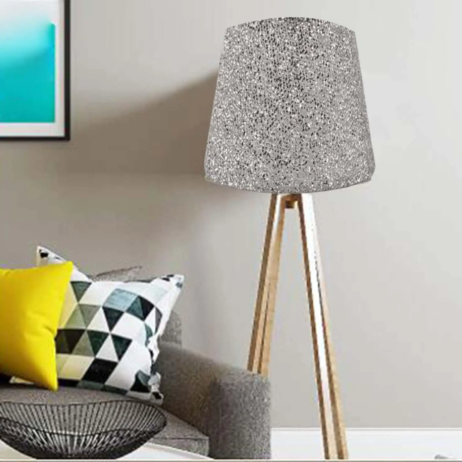 Elegant Fabric Lampshade Cover for Table Lamps - Vintage Style
Elegant Fabric Lampshade Cover for Table Lamps - Vintage Style