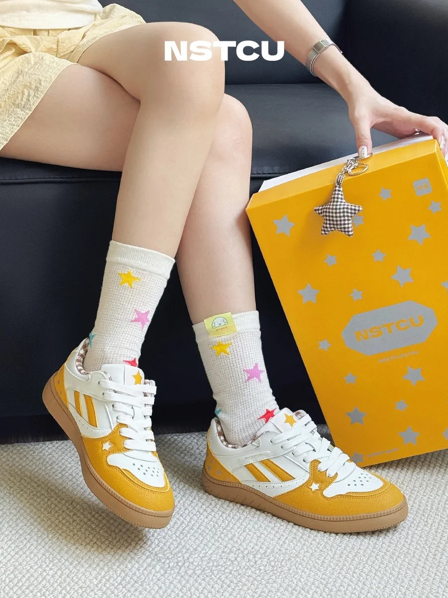 NSTCU Yellow Star Spotted Dequn Shoes Women's Original Summer Casual Sporty Shoes Versatile Cross Strap Synthetic Leather
NSTCU Yellow Star Spotted Dequn Shoes Women's Original Summer Casual Sporty Shoes Versatile Cross Strap Synthetic Leather
