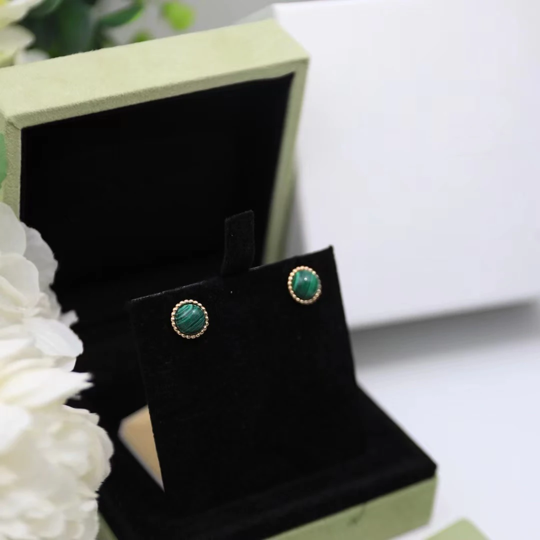 Trendy Chinese Style Elegant Round Peacock Stone Women's Earrings Fashionable Classic Luxury Party Gifts
Trendy Chinese Style Elegant Round Peacock Stone Women's Earrings Fashionable Classic Luxury Party Gifts