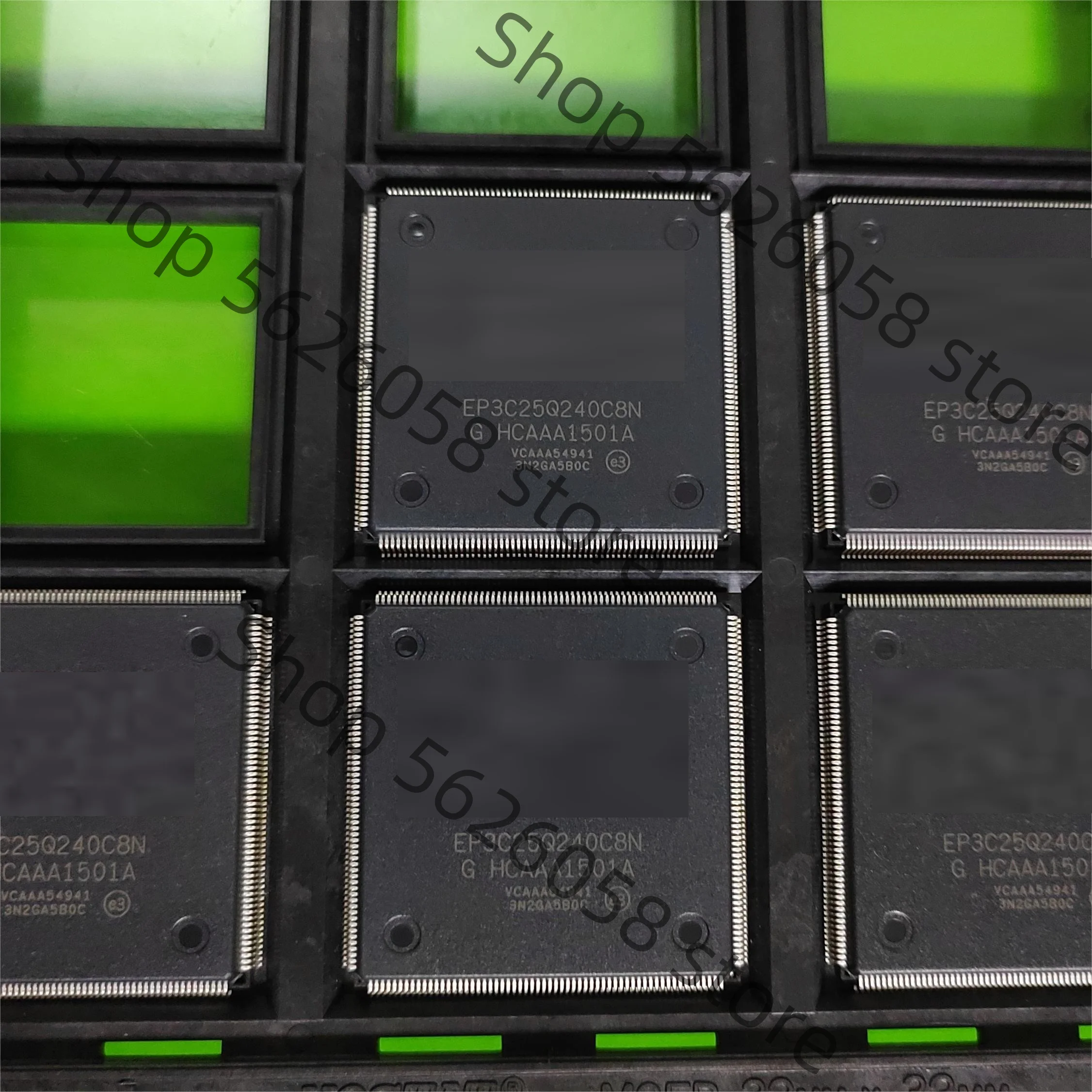 EP3C25Q240C8N QFP240 Original spot, programmable logic devices 1PCS/LOT
EP3C25Q240C8N QFP240 Original spot, programmable logic devices 1PCS/LOT