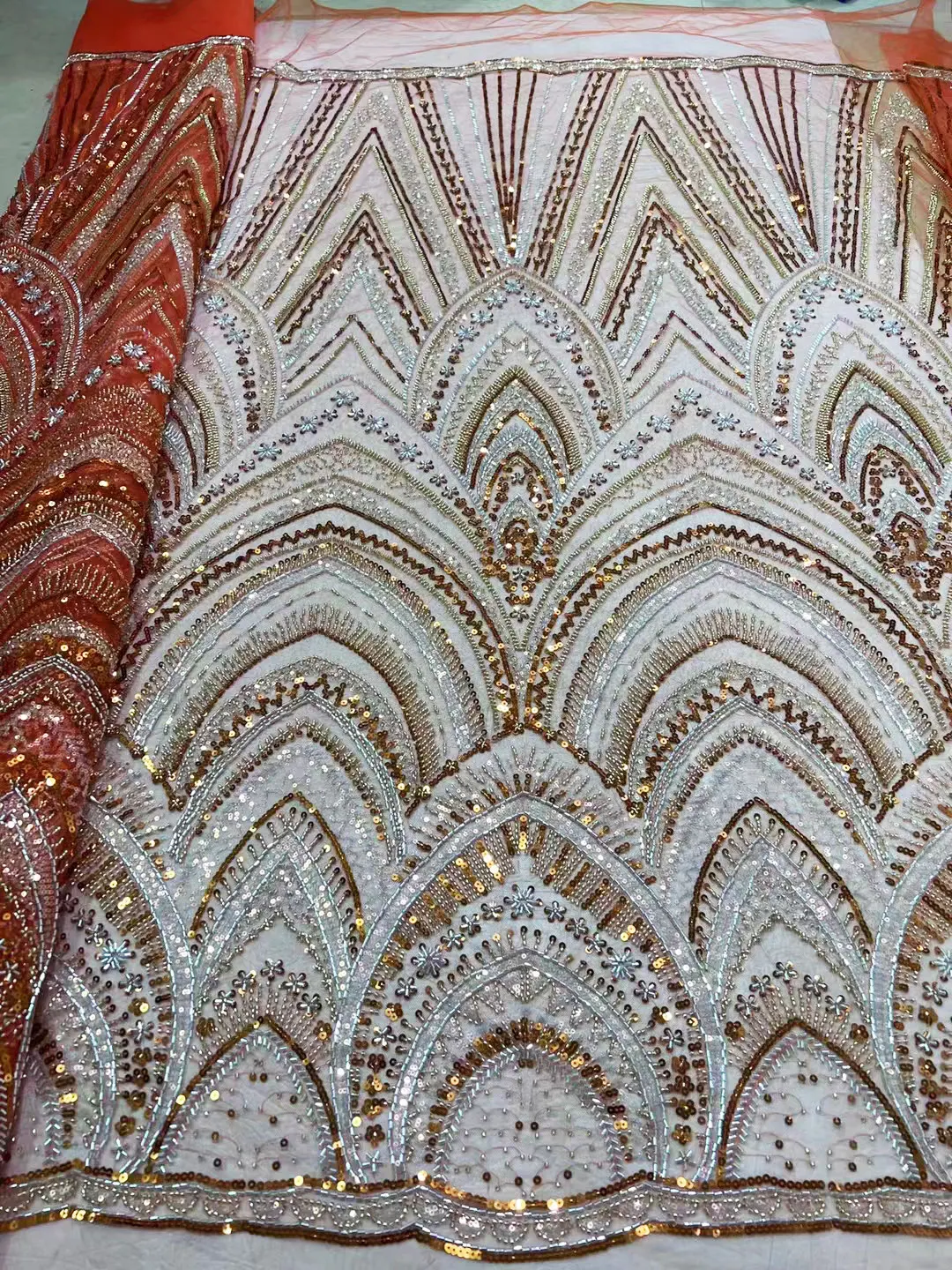 5Yards Luxury African Sequins Lace Fabric High Quality French Nigerian Groom Beaded Lace Fabric For Sewing Dress J44025
5Yards Luxury African Sequins Lace Fabric High Quality French Nigerian Groom Beaded Lace Fabric For Sewing Dress J44025