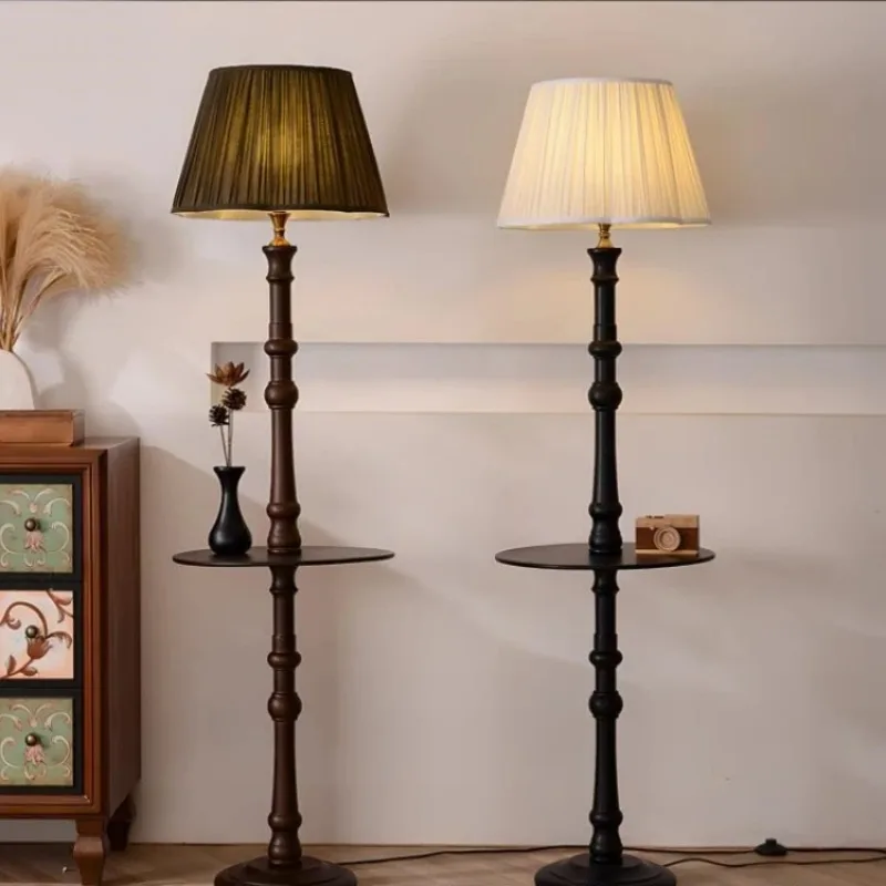 Американский Ретро Торшер Диван Гостиная Спальня Кабинет Круглый Стол Хранение Вертикальный Античный Массив Дерева Атмосфера Украсить Светильник
Американский Ретро Торшер Диван Гостиная Спальня Кабинет Круглый Стол Хранение Вертикальный Античный Массив Дерева Атмосфера Украсить Светильник