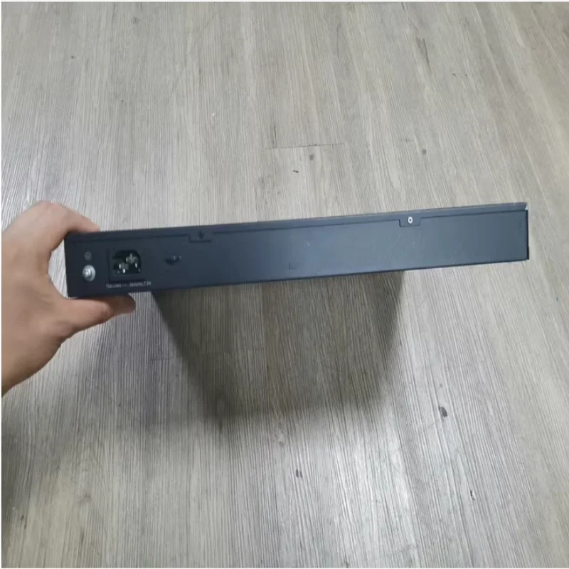 New Original Switch S5120V3-28S-PWR-LI 【Triple Layer Managed/24 ports Gigabit Power+4 ports 10Gbps Optical】.
New Original Switch S5120V3-28S-PWR-LI 【Triple Layer Managed/24 ports Gigabit Power+4 ports 10Gbps Optical】.