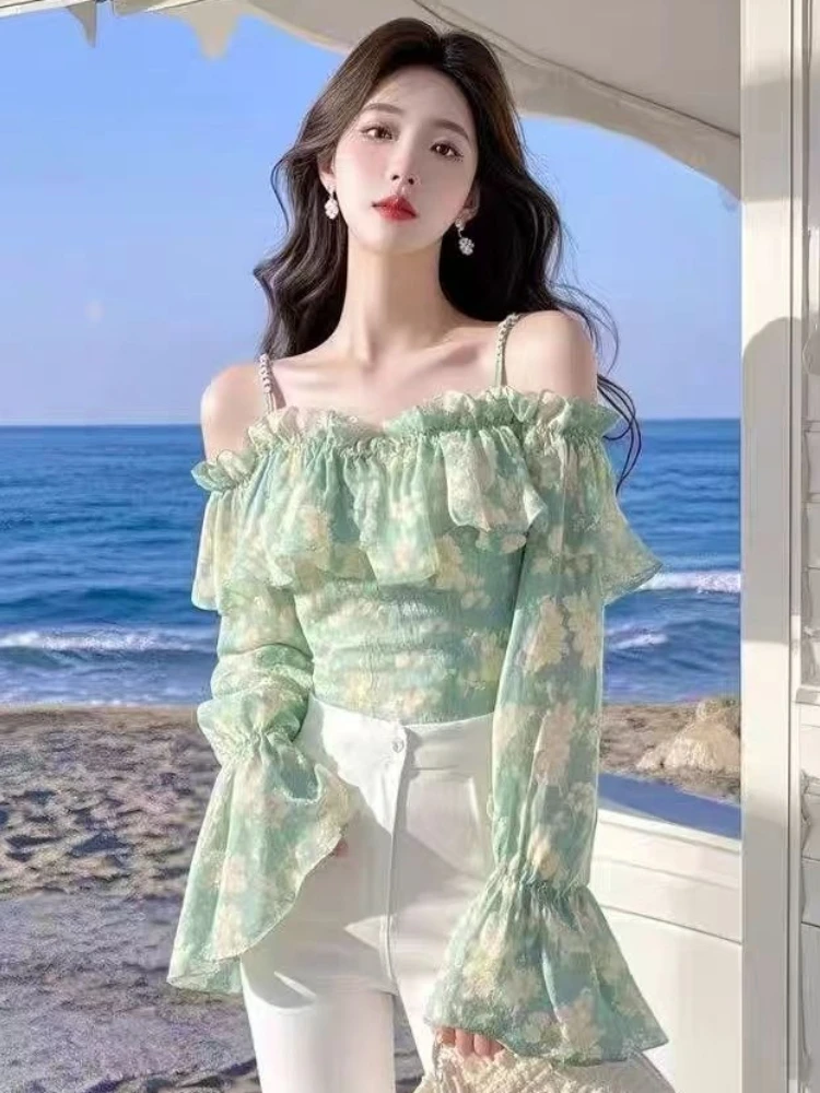 French Sexy Shirts Slash Neck Flare Sleeve Off Shoulder Ruffles Patchwork Blouses Floral Spring Summer All Match Women Clothing
French Sexy Shirts Slash Neck Flare Sleeve Off Shoulder Ruffles Patchwork Blouses Floral Spring Summer All Match Women Clothing