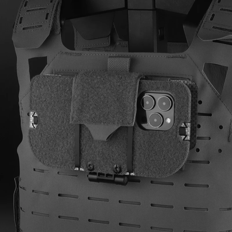 MOLLE Lightweight Folding Mobile Phone Pouch for IPHONE 15 PRO MAX IPHONE 15 Series Adjustable Phone Holder
MOLLE Lightweight Folding Mobile Phone Pouch for IPHONE 15 PRO MAX IPHONE 15 Series Adjustable Phone Holder