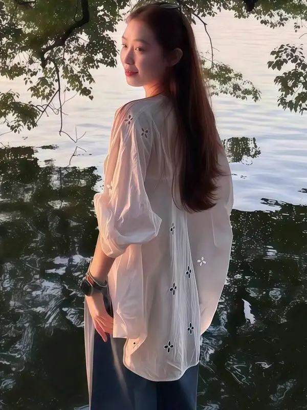 plus Size Women's Summer Casual Loose Sun Protection Shirt Hollow out Thin Design Breathable Comfortable Long Sleeve round Neck
plus Size Women's Summer Casual Loose Sun Protection Shirt Hollow out Thin Design Breathable Comfortable Long Sleeve round Neck