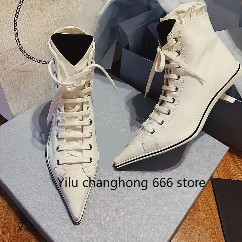 Pointed Toe Strange Style Heel Low-top Boots Lace Up Autumn/2005 New winter Women Pumps White Runway Show Cross Tied Canvas
Pointed Toe Strange Style Heel Low-top Boots Lace Up Autumn/2005 New winter Women Pumps White Runway Show Cross Tied Canvas